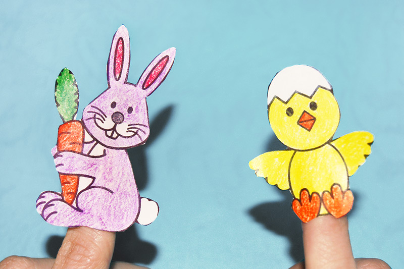 finger puppet making with paper