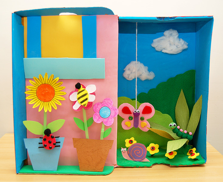 Summer Crafts for Kids - Paper Flower Garden
