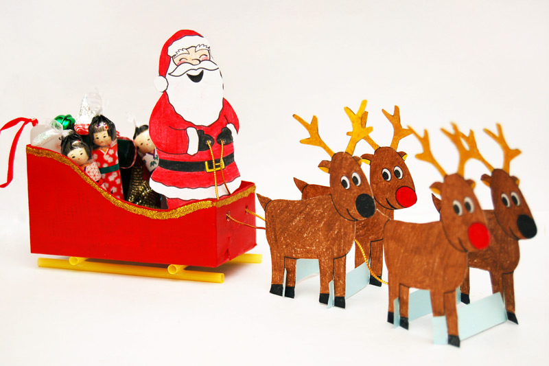 DIY Christmas Sleigh Decoration Kit with Paints Brushes Wooden Art