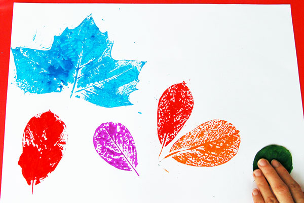 Leaf Printing For Kids, Leaf Printing Activity, Leaf Printing Ideas